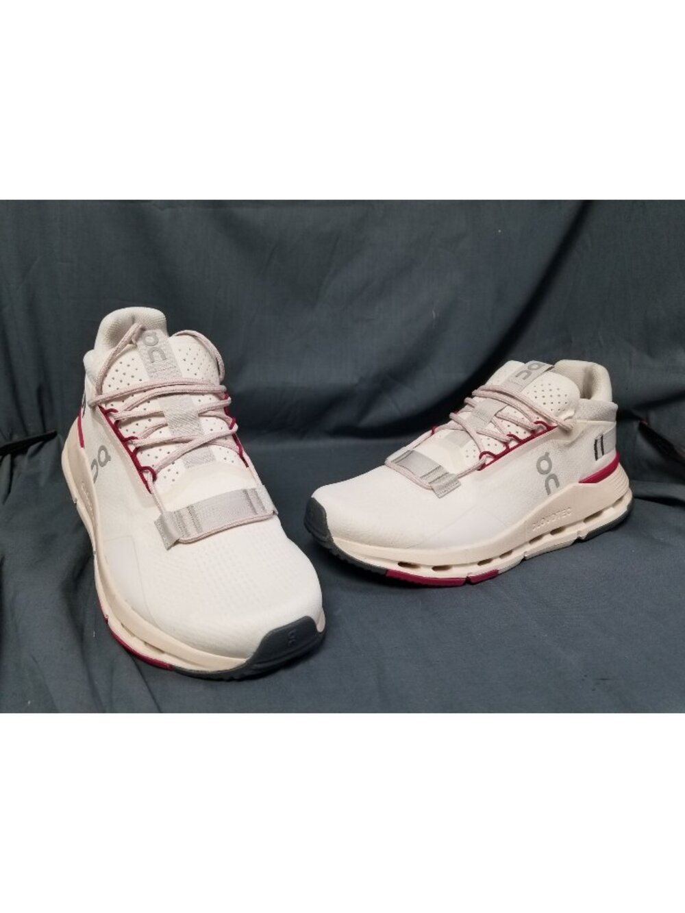 On Running Cloudnova 2 Ivory Grenadine 3WE30224038 Women's Size 8 NEW NO BOX!
